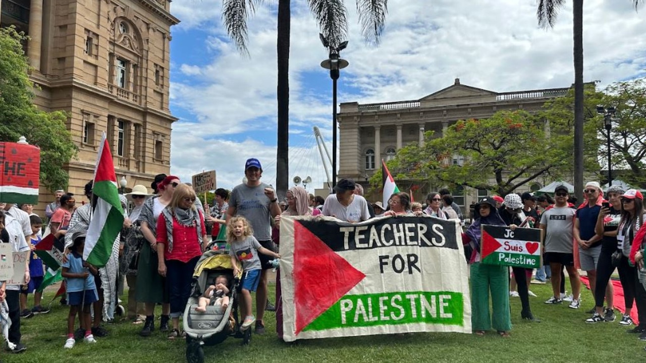 Students and education workers attended the rally.