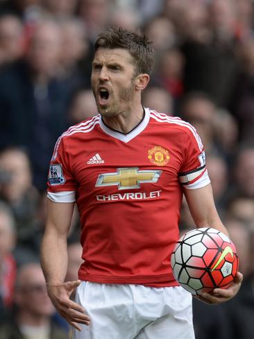 Manchester United's English midfielder Michael Carrick