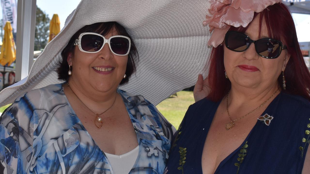 Yolande Heilbronn and Lynn Davis at the Gympie Times Ladies Race Day 2021. Photo: Elizabeth Neil