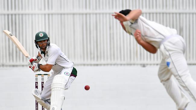 Souths Batsman Emmanuel Peterson Norths Vs Souths Saturday December 3, 2022. Picture, John Gass