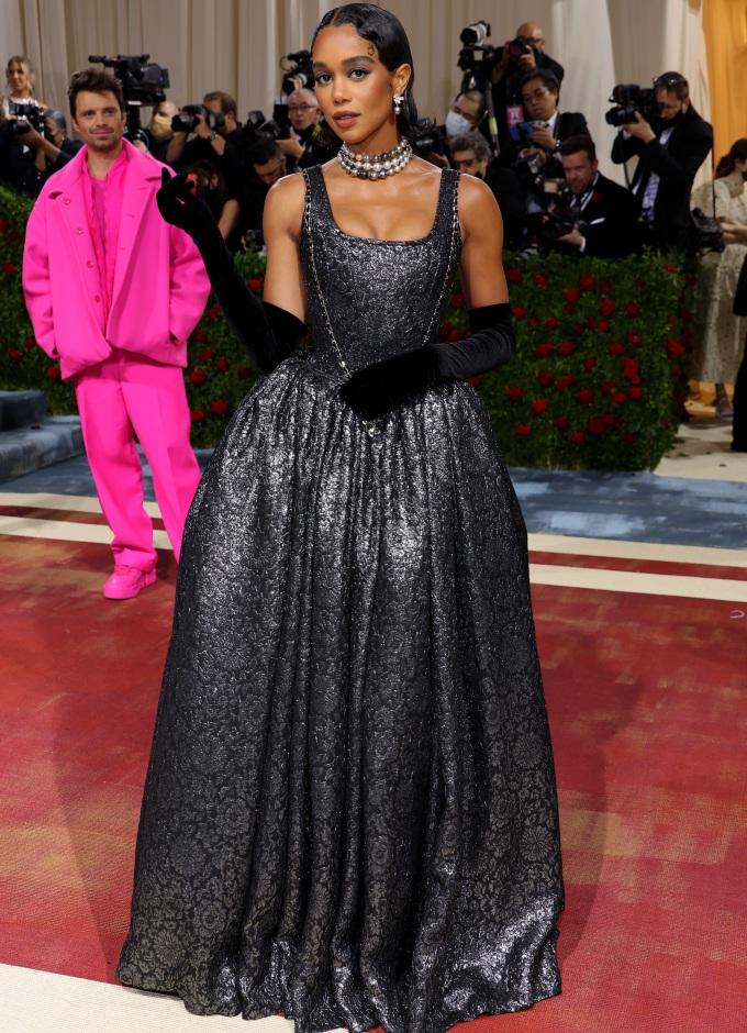 Paloma Elsesser Wore a Custom Coach Bag to The Met Gala