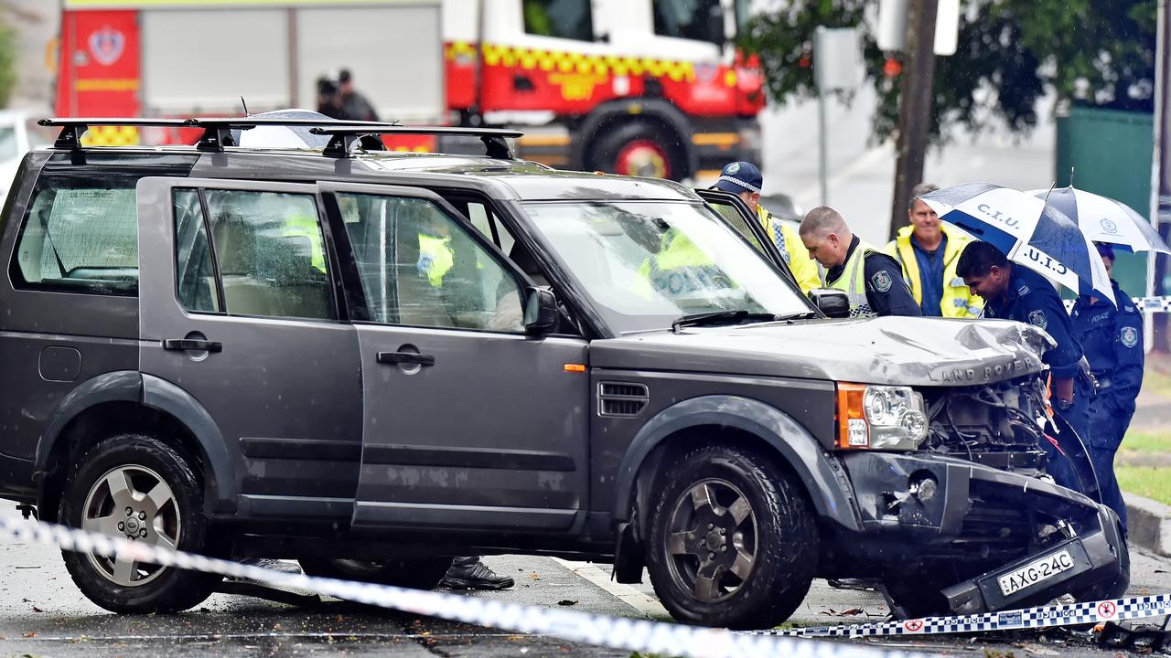 Scene of fatal car accident on The Esplanade at Thornleigh on Wednesday as a low pressure system lashed the region. (AAP IMAGE / Troy Snook)