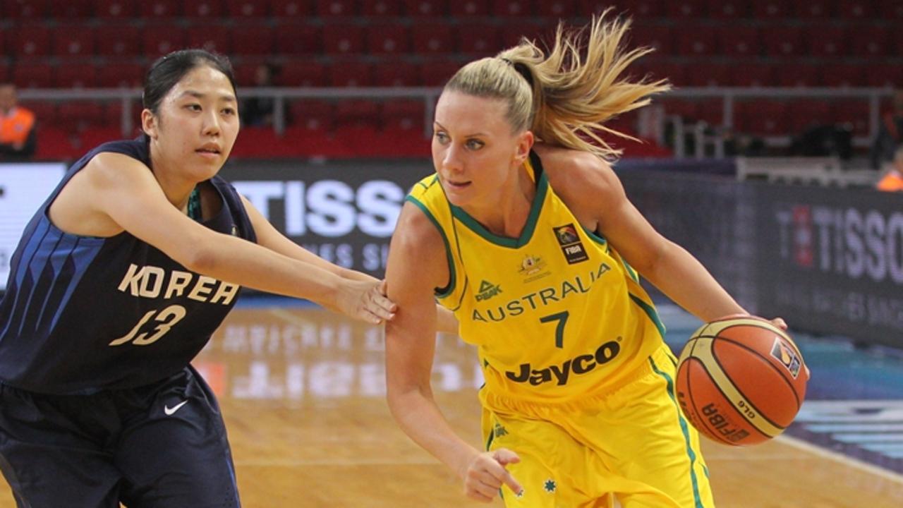 Opals captain Penny Taylor playing against Korea