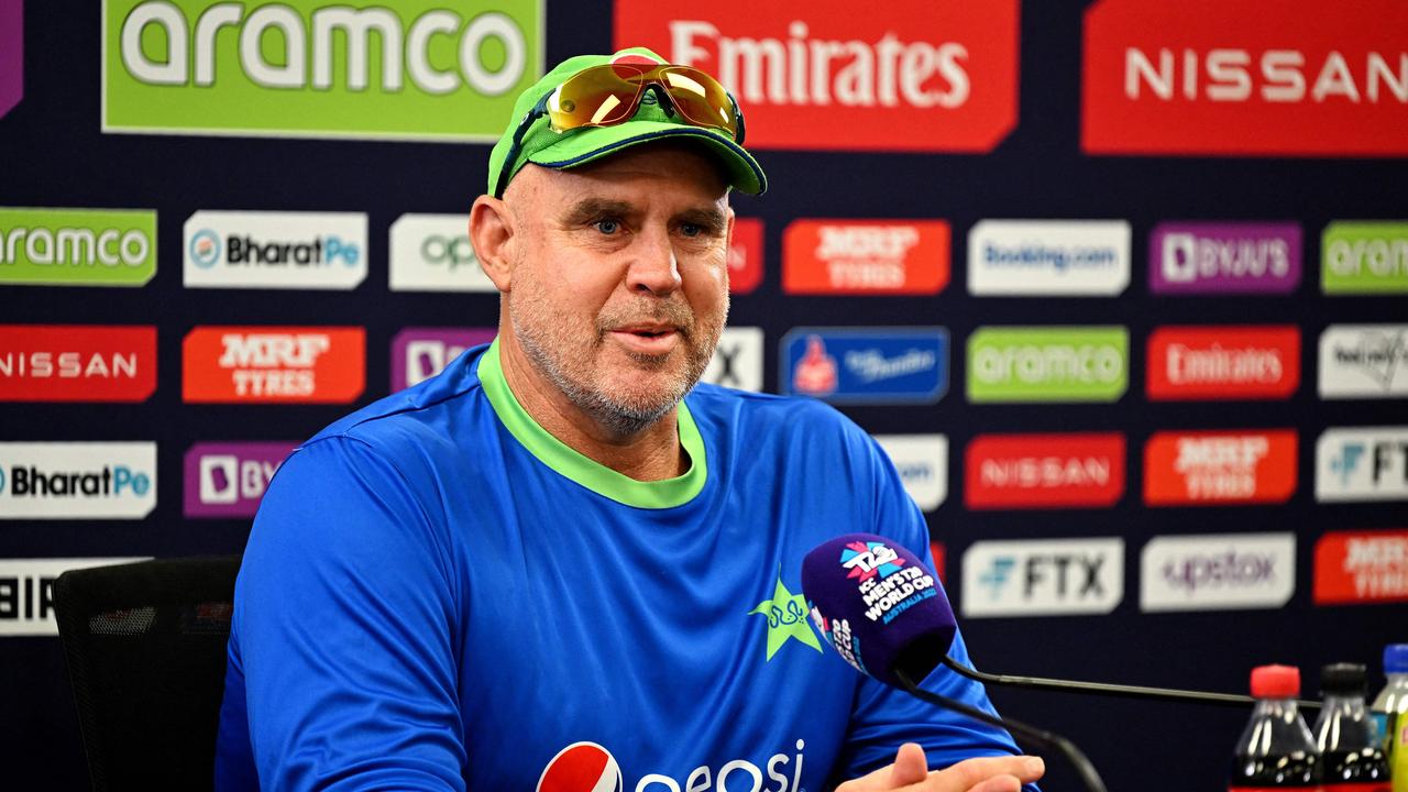 Matthew Hayden would have a few pearls of wisdom. (Photo by Saeed KHAN / AFP)