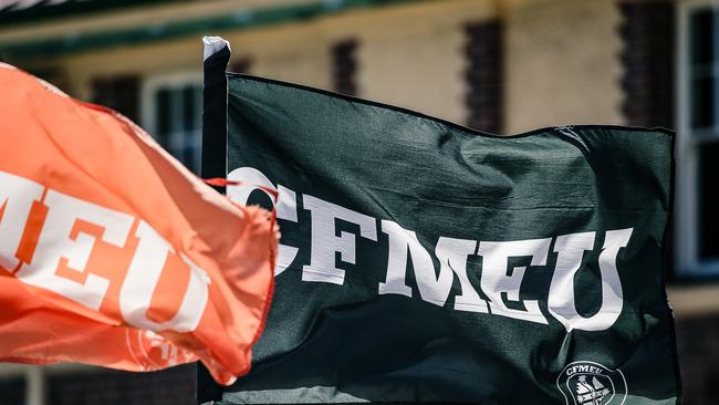 NCA NEWSWIRE BRISBANE AUSTRALIA 18/09/2023A generic photo of a CFMEU Flag outside a work site.Picture: Glenn Campbell/NcaNewsWire