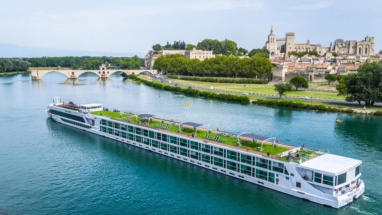 best river boat cruise line