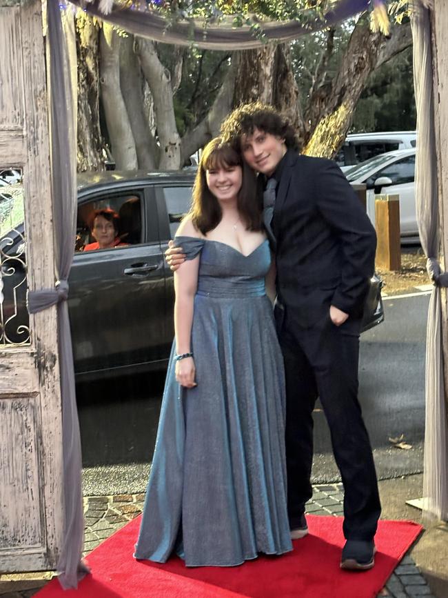 Charlotte Cross and Kari Whitelock arrive at the formal.