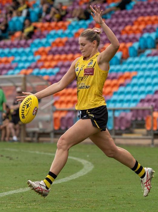 Sophie Hatzismalis played her 100th match for the Nightcliff Tigers in Round 16 of the 2024-25 season. Picture: Tymunna Clements / AFLNT Media