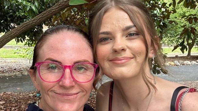 Missing Bundaberg teenager Pheobe Bishop with her mother, Kylie Johnson. Picture: Facebook