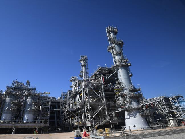 Tour  of Ichthys LNG onshore processing facilities  and  INPEX-operated Ichthys onshore liquefied natural gas (LNG) processing facilities at Bladin Point.    Picture Katrina Bridgeford.
