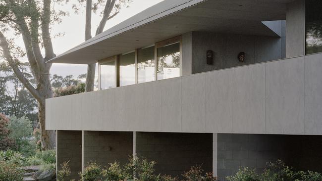 Mossy Point House, Edition Office (NSW).