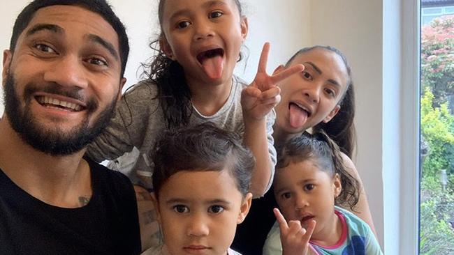 Ricky Leutele with his family. The former NRL star is in a dire predicament.