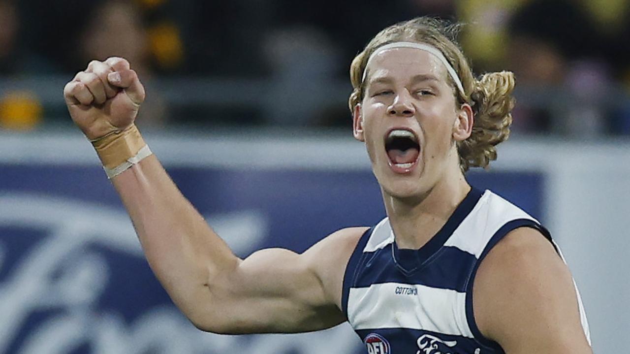 AFL Live: Late goals not enough for Hawks as Cats dominate first half