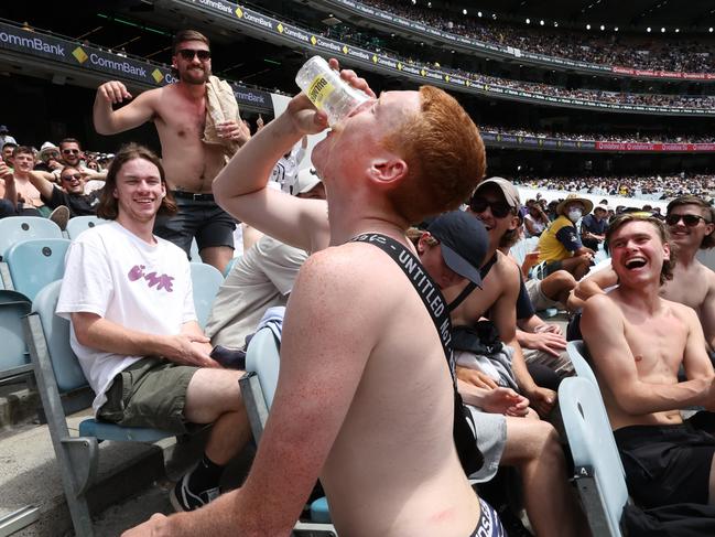 2021 Boxing Day Test crowd colour. Beer sculling was a favourite game for some fans.                     Picture: David Caird