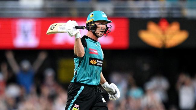 BRISBANE, AUSTRALIA - DECEMBER 22: Nathan McSweeney of the Heat celebrates victory during the BBL match between Brisbane Heat and Adelaide Strikers at The Gabba, on December 22, 2024, in Brisbane, Australia. (Photo by Bradley Kanaris/Getty Images)