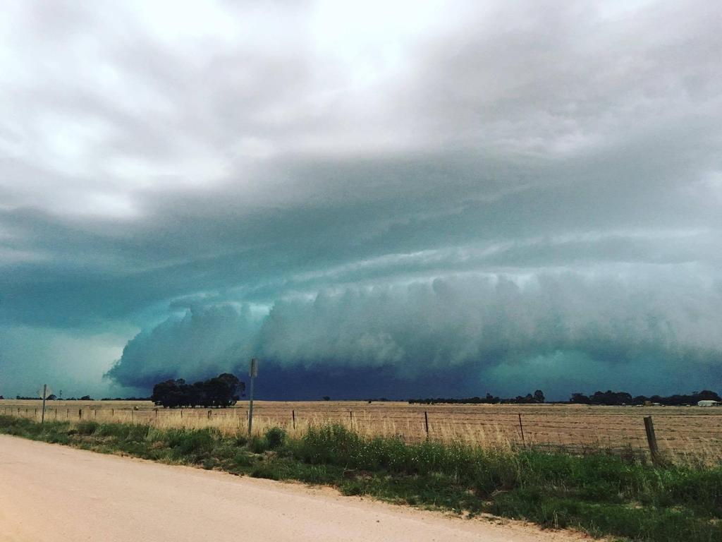 Spectacular Storm Rolls Over Adelaide | The Advertiser