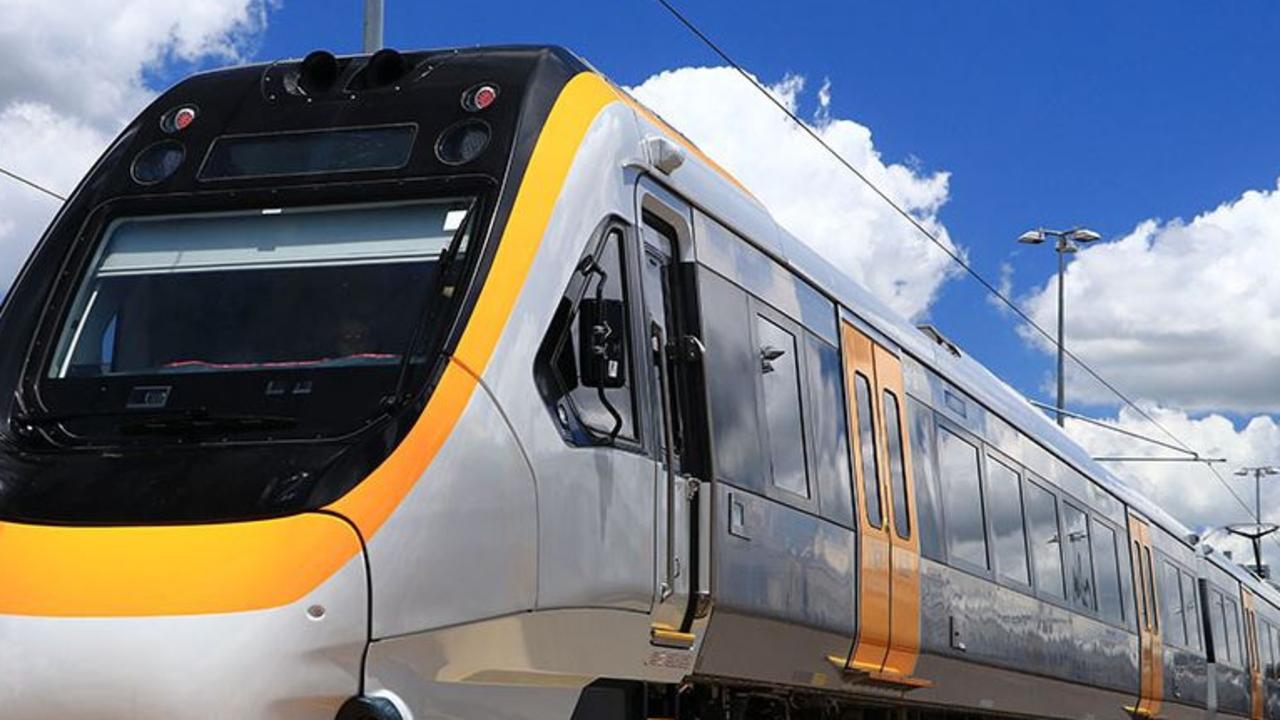 Vær modløs Bølle Kilde Gold Coast train line shut after three teenagers electrocuted | The Courier  Mail