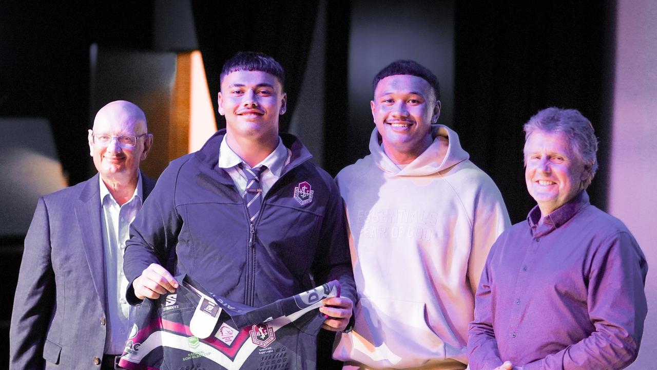 Xzavier Timoteo with Finefeuiaki (2020-21) at the launch.