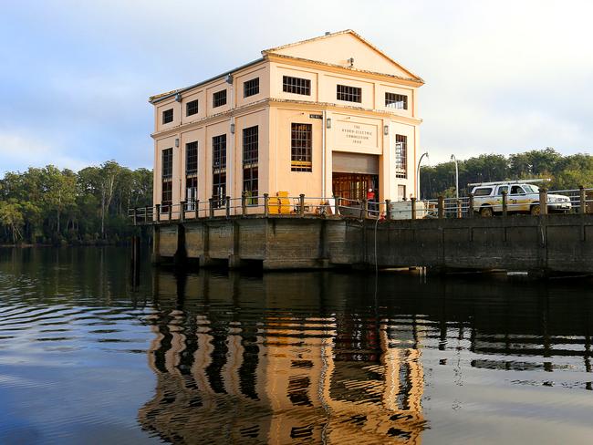 The pumphouse on Lake St Clair.