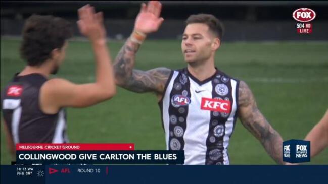 Collingwood Magpies give Carlton Blues the blues