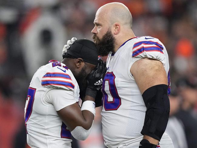 Bills players react after the devastating scenes involving teammate Damar Hamlin. Picture: Dylan Buell / GETTY IMAGES NORTH AMERICA / AFP