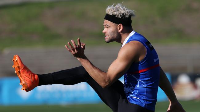 Dashing Bulldog defender Jason Johannisen had the ball on a string against the Saints in Round 19.