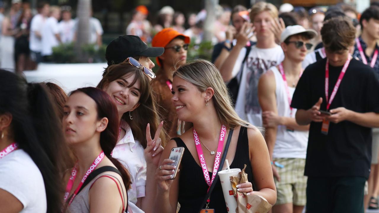 Schoolies line up for registration as the annual end-of-school party kicks off. Picture: Jason O'Brien