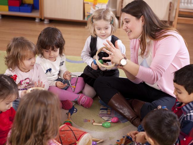 federal-budget-2016-families-to-wait-for-streamlined-childcare-support