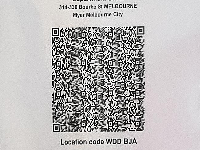 MELBOURNE, AUSTRALIA - NewsWire Photos 04 AUGUST 2021 : Masks on public transport and checking in with QR codes to all forms of business will be the norm for the foreseeable future do to Covid-19. Picture : NCA NewsWire / Ian Currie