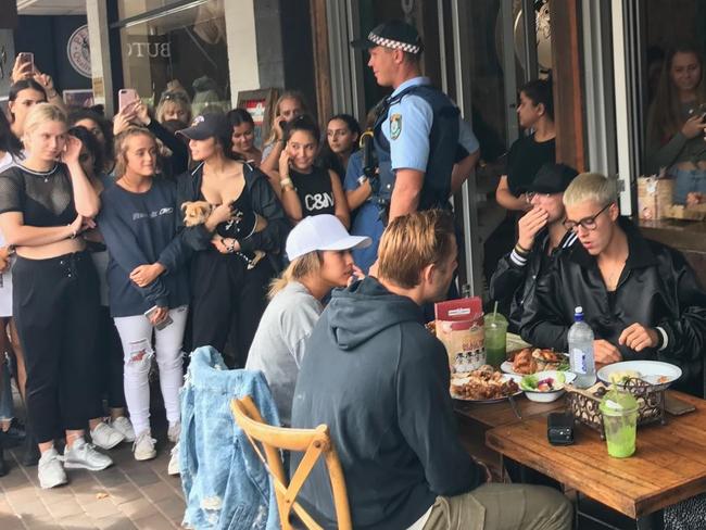Justin Bieber eats at Chargrill Charlies in Sydney. Picture: Diimex