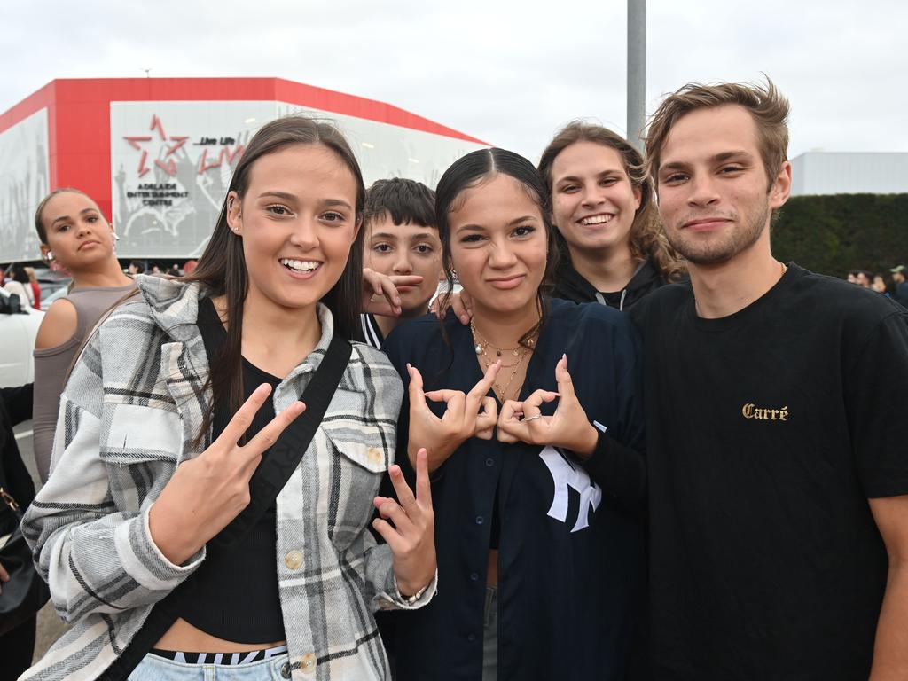 Fans outside the Snoop Dogg Concert at the Adelaide Entertainment centre. Picture: Keryn Stevens