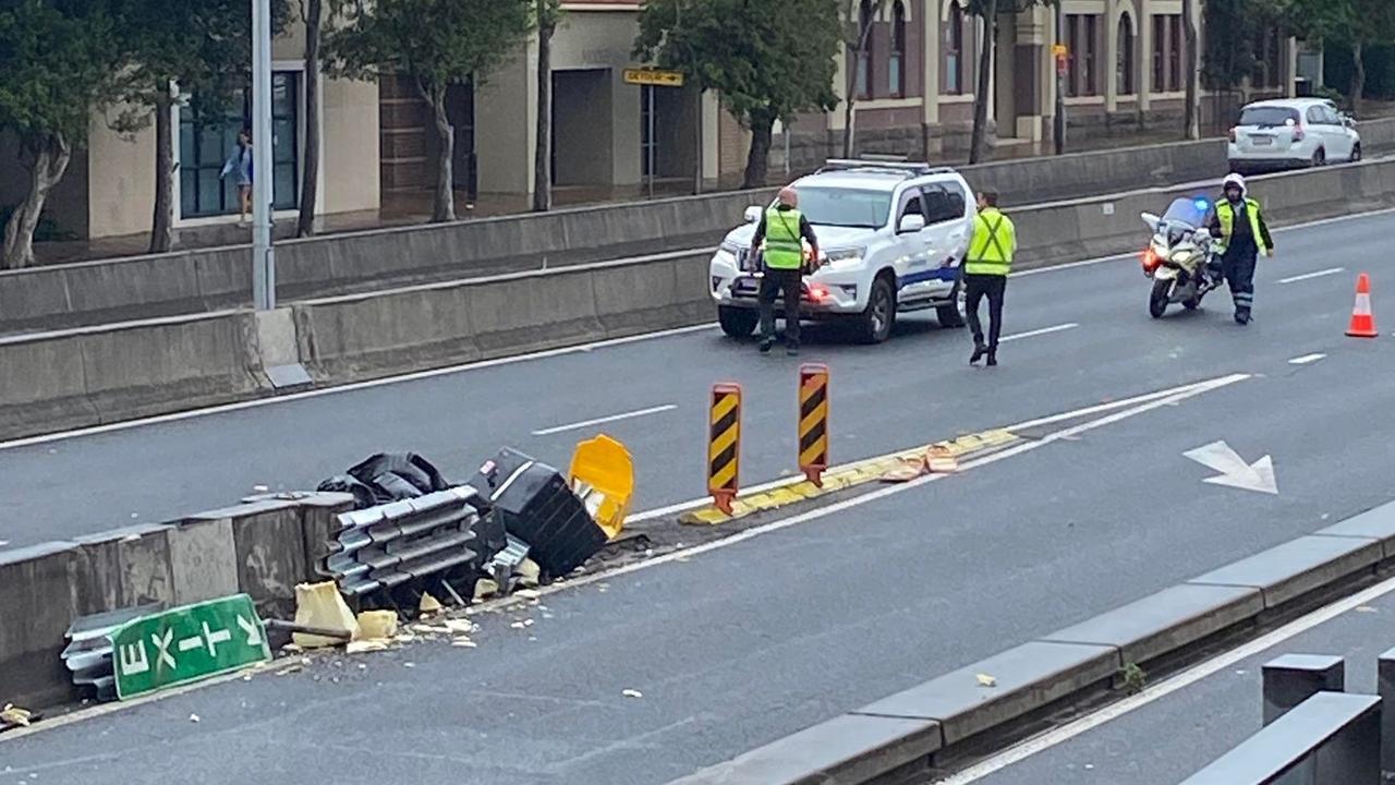 Sydney Traffic: Eastern Distributor Truck Crash Causes Delays | News ...