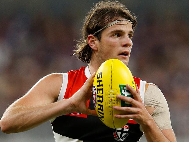 PERTH, AUSTRALIA - MAY 12: Hunter Clark of the Saints marks the ball during the round eight AFL match between the Fremantle Dockers and the St Kilda Saints at Optus Stadium on May 12, 2018 in Perth, Australia.  (Photo by Paul Kane/Getty Images)