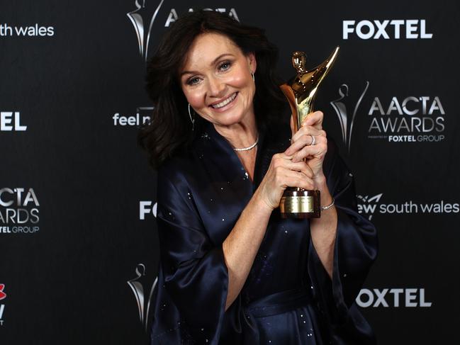 Essie Davis poses with the Best Supporting Actress in Film award at the Australian Academy of Cinema and Television Arts (AACTA) Awards in Sydney in December 2021. Picture: Lisa Maree Williams/Getty Images for AFI