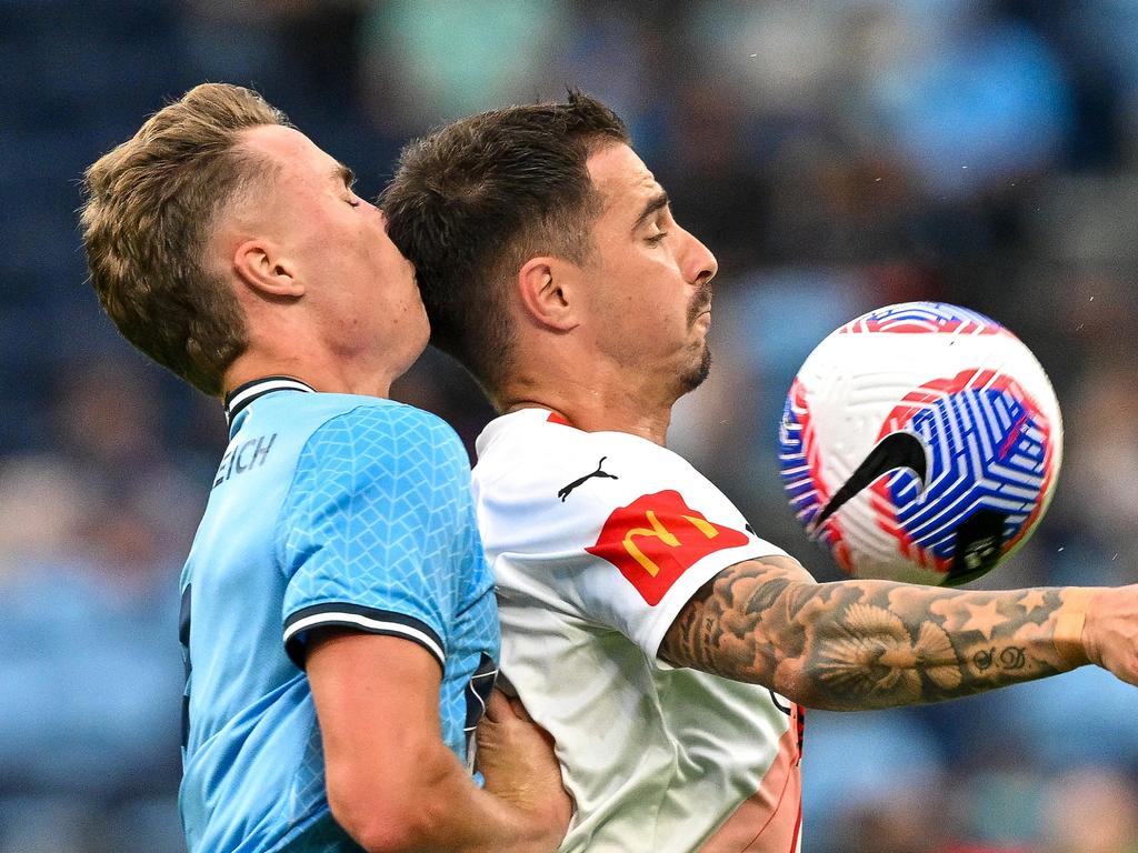 Jamie Maclaren and Melbourne City need a circuit breaker. Picture: Izhar Khan/Getty Images