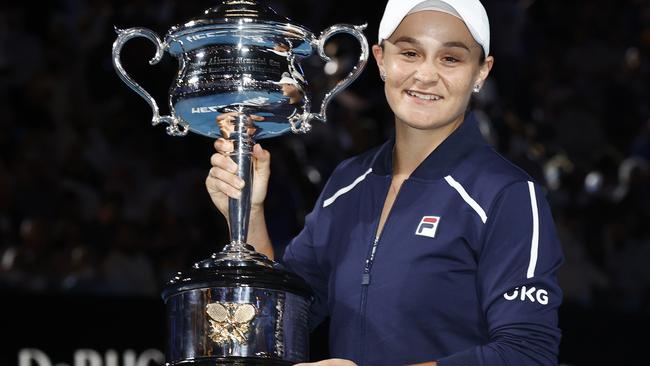 Ash Barty with her Australian Open trophy . (Photo by Darrian Traynor/Getty Images)