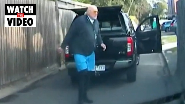 Rex Hunt appears to wield garden fork in alleged road rage incident (9NEWS)