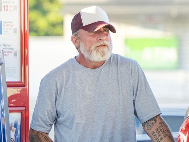 ONE TIME WEB USE FOR NEWS.COM.AU ONLY - FEES APPLY -  AU_3058393 - Los Angeles, CA  -  *EXCLUSIVE*  - Australian actor Dominic Purcell was seen stopping for gas and some chips before heading home in Toluca Lake, Los Angeles, looking casual in black pants, a gray shirt, and a cap.    Pictured: Dominic Purcell    BACKGRID Australia 13 OCTOBER 2024     BYLINE MUST READ: 4CRNS, WCP / BACKGRID    Phone: + 61 419 847 429  Email:  sarah@backgrid.com.au