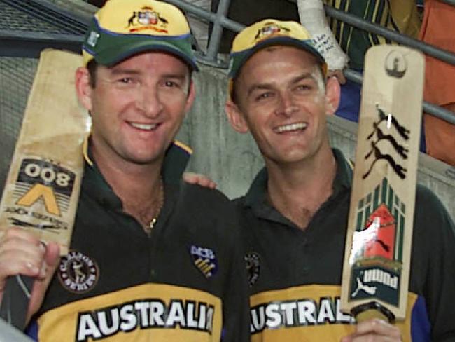 BCM Sport.D/I.206 partnership , Mark Waugh & Adam Gilchrist  Aust Vs West Ind..Pix David Kapernick..14/01/01