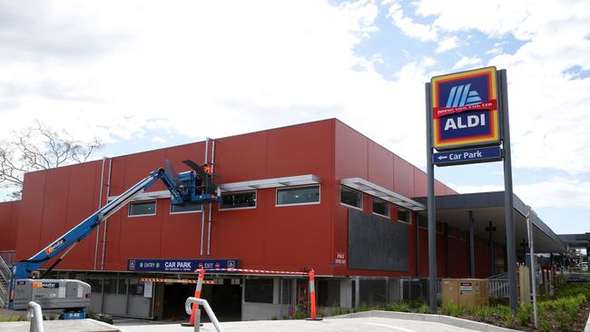 Aldi will open in Lower Plenty. Looking for a wide shot of the site with workers in the shot  Could you please also get a close up of the Aldi sign that says opening on Sep 17.