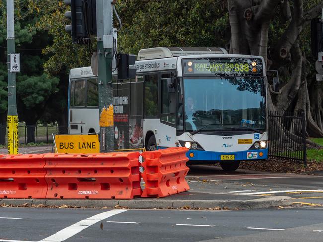 A Sydney bus driving Eastern Distributor and Anzac Parade. Picture: Image / Monique Harmer