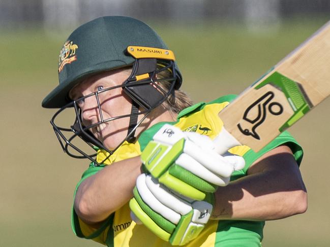 TAURANGA, NEW ZEALAND - APRIL 04: Alyssa Healy of Australia batting during game one of the ODI Series between New Zealand and Australia at Bay Oval on April 04, 2021 in Tauranga, New Zealand. (Photo by Dave Rowland/Getty Images)