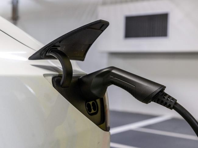 Australia’s vehicle safety testing body has found no safety differences between fossil fuel and electric vehicles. Picture: NewsWire / Sarah Marshall