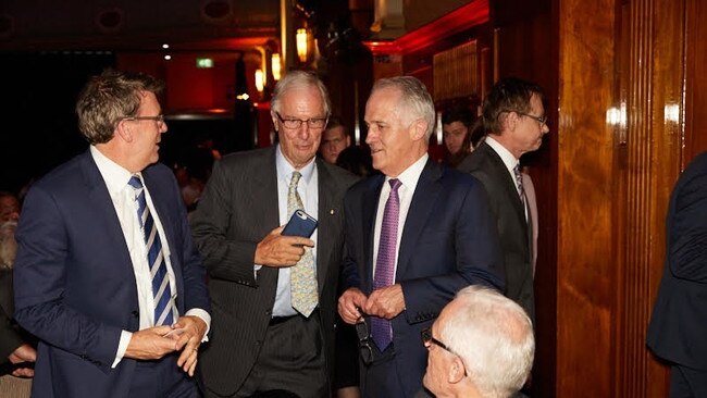 Malcolm Turnbull, right, talks to Alan Tudge and John Calvert-Jones