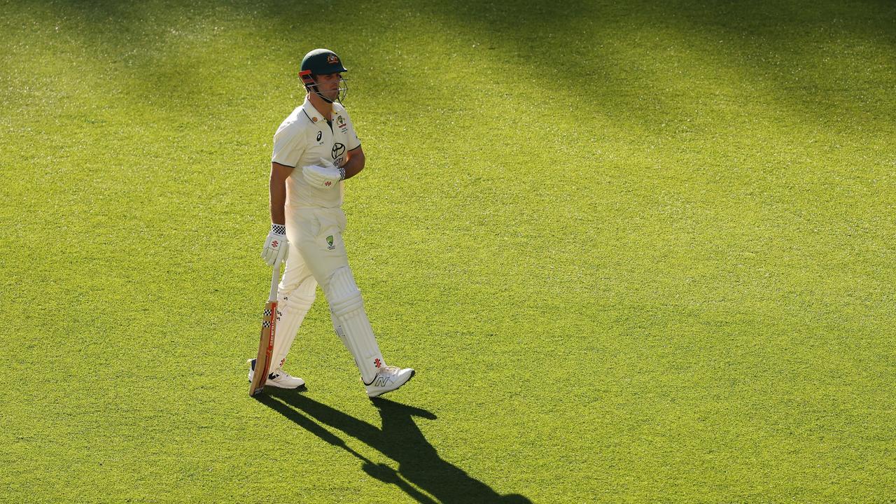 Mitch Marsh makes the long, lonely walk after falling for just 6. (Photo by Robert Cianflone/Getty Images)