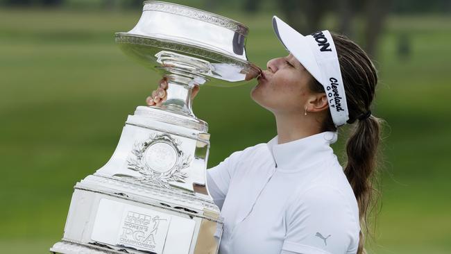 Hannah Green, of Australia, kisses the trophy after winning the KPMG Women's PGA Championship golf tournament in Chaska, Minn. Picture: Charlie Neibergall/AP