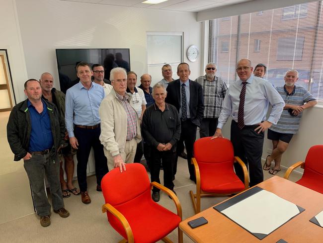 Gladstone Fish Market owner Ted Whittingham in the cream jacket and pants), Urangan Fisheries owner Nick Schulz with Law Essentials principle Chris Thompson and Clyde and Co partner Maurice Thompson with plaintiffs in the class action against Gladstone Ports Corporation.