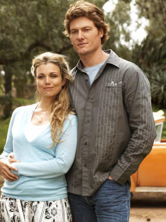 Bridie Carter and Myles Pollard in McLeod's Daughters.