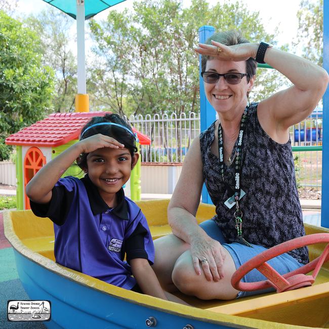 HOWARD SPRINGS PRIMARY SCHOOL. (L-R): Shanya Kulatunga, Mrs Karen Parrott