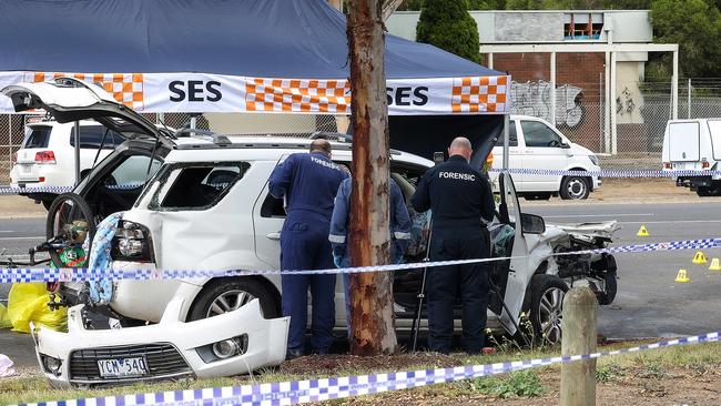 Police investigate shooting fatality on the Princes Highway in Corio. Picture : Ian Currie